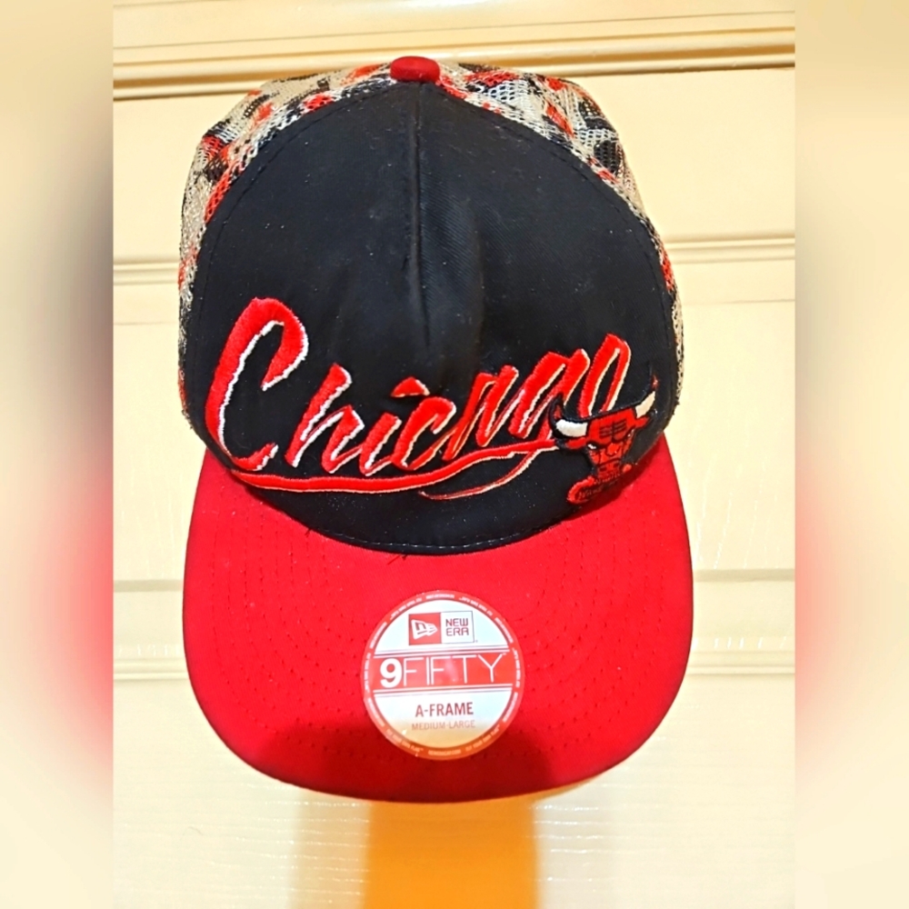 Mens New Era Chicago Bulls Hardwood Classics Snapback Hat Size M/L